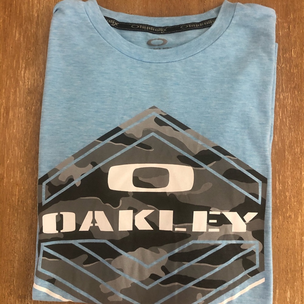 Men’s t-shirt